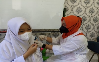 MAN 3 Palembang Kerja Sama Dinkes Palembang Vaksin 1 Siswa di MAN 3 Palembang