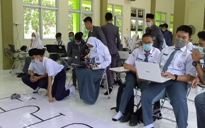 Pelajar di Sumsel Antusias Ikuti Workshop Robotik SRC 2021 Di MAN 3 Palembang